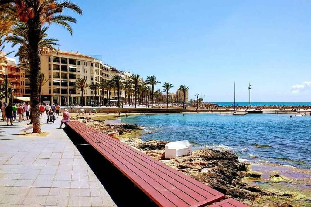 Brilliant Apartment Cibeles Торевиеха Екстериор снимка