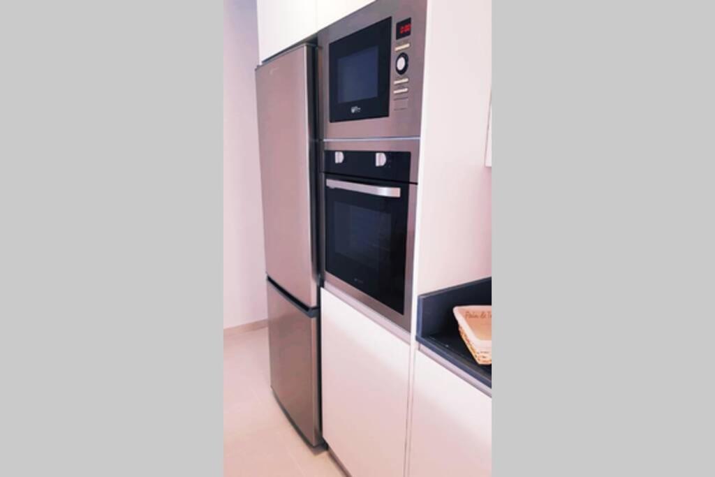 Brilliant Apartment Cibeles Торевиеха Екстериор снимка