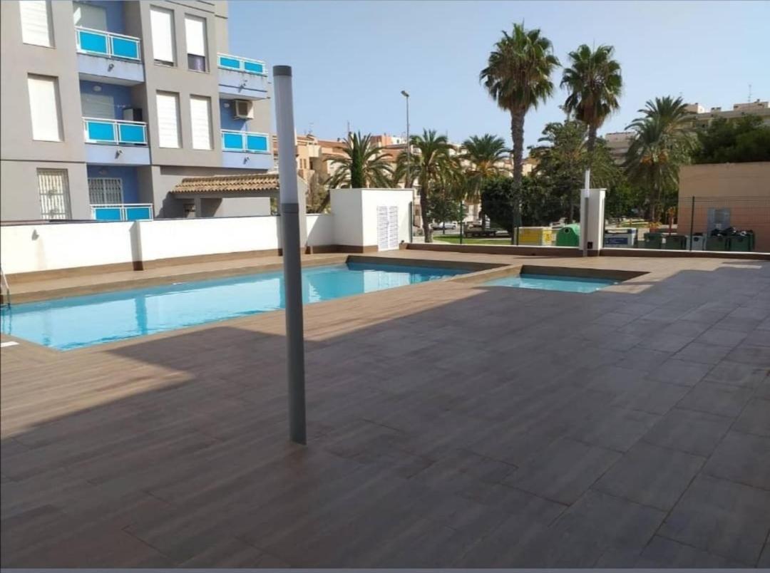 Brilliant Apartment Cibeles Торевиеха Екстериор снимка